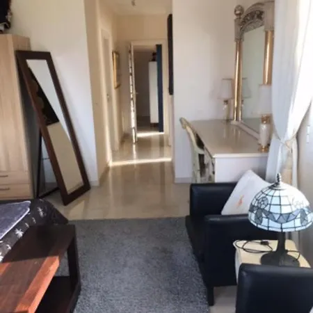 Πανσιόν Guesthouse