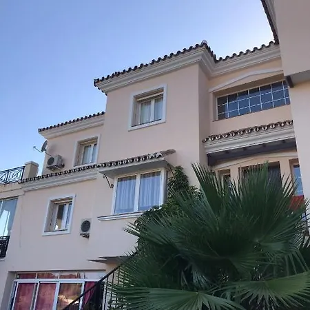 Πανσιόν Guesthouse