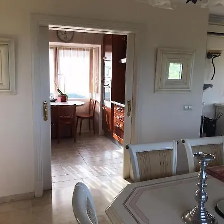 Guesthouse Πανσιόν *
