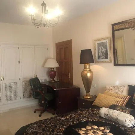 Guesthouse Πανσιόν Μαρμπέλλα